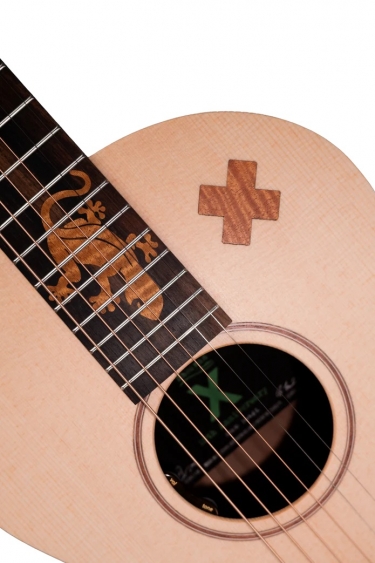 Sheeran By Lowden - X