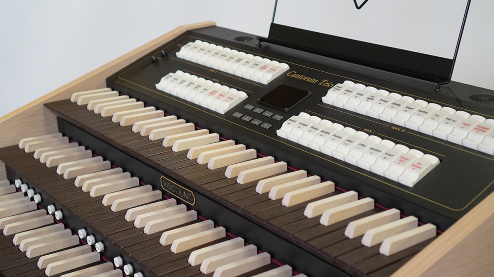 Viscount Cantorum Trio Plus W