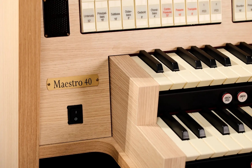 Viscount Maestro 40