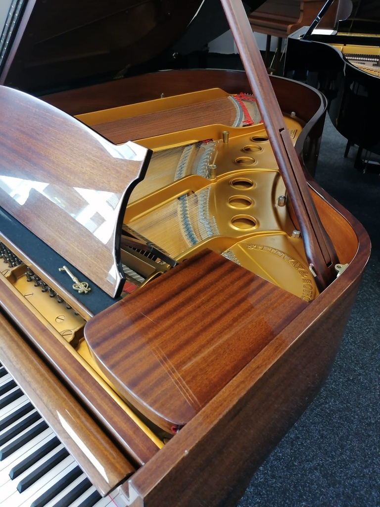 Steinway & Sons 170 - Occasion